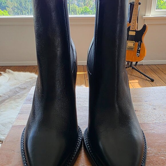 Saint Laurent Theo Chelsea Ankle Booties in Smooth Leather NWOT - Picture 4 of 10